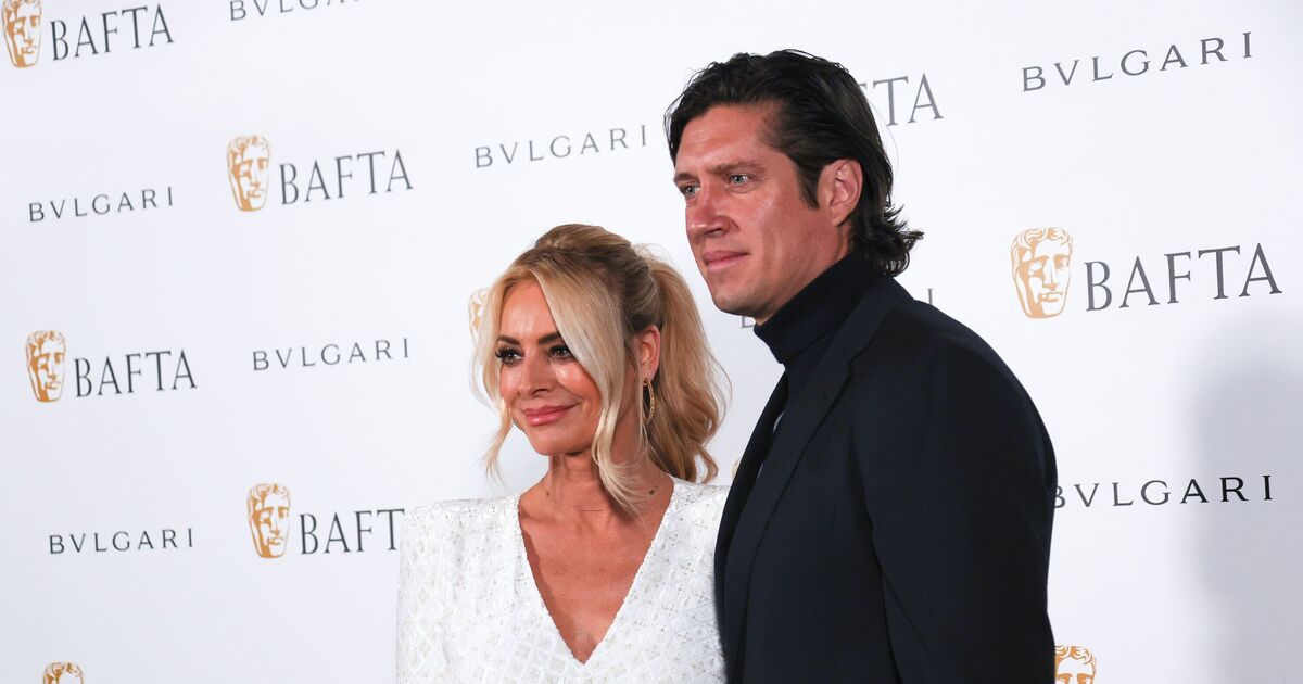Vernon Kay 'names' Tess Daly's Strictly replacement - but he's fuming