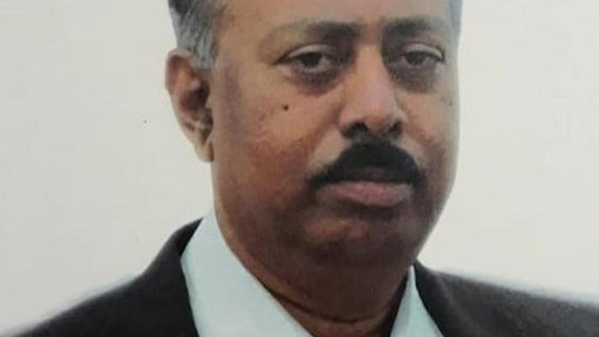 Veteran history professor passes away