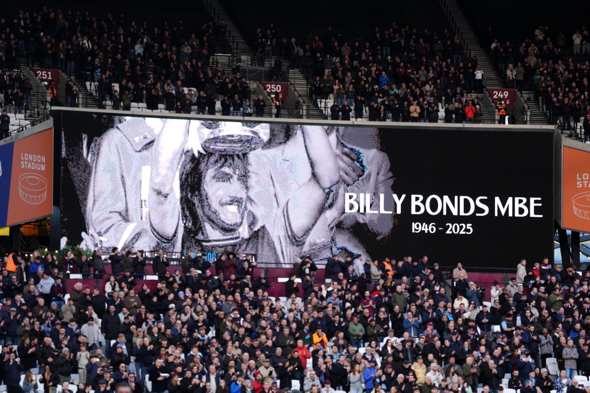 West Ham pay moving tribute to Billy Bonds after club great's death aged 79