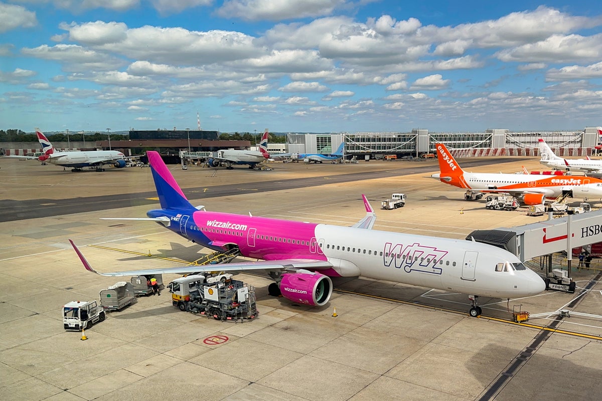 Major budget airline slashes Gatwick flights