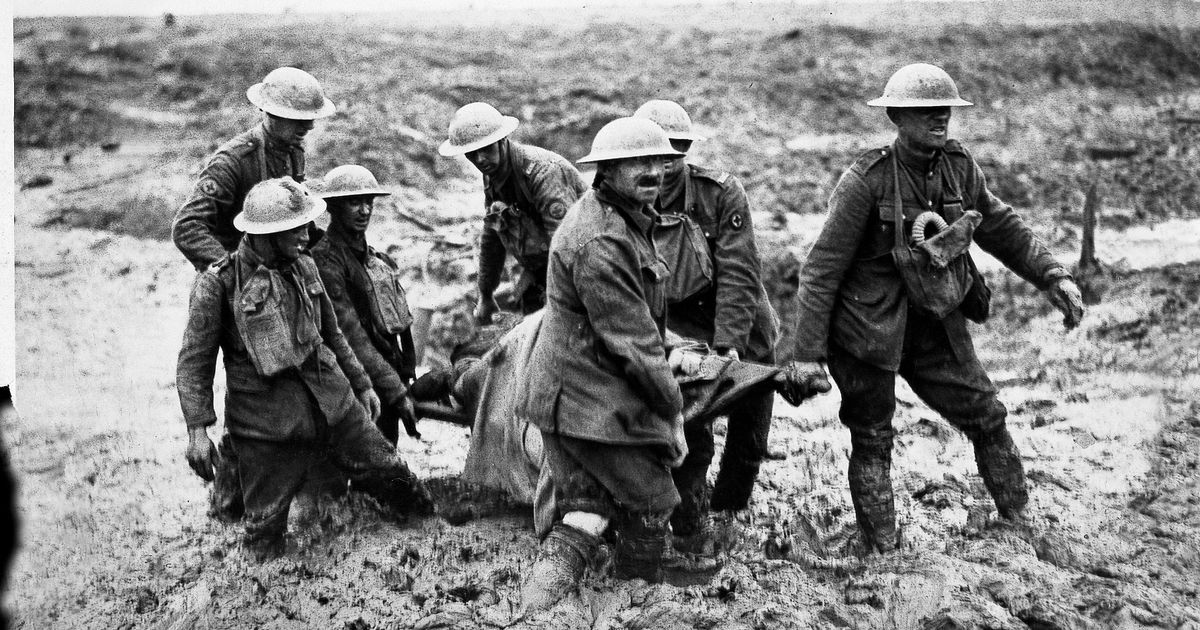 World War 1 horrors brought to life in never-before-seen images of Flanders mud - The Mirror