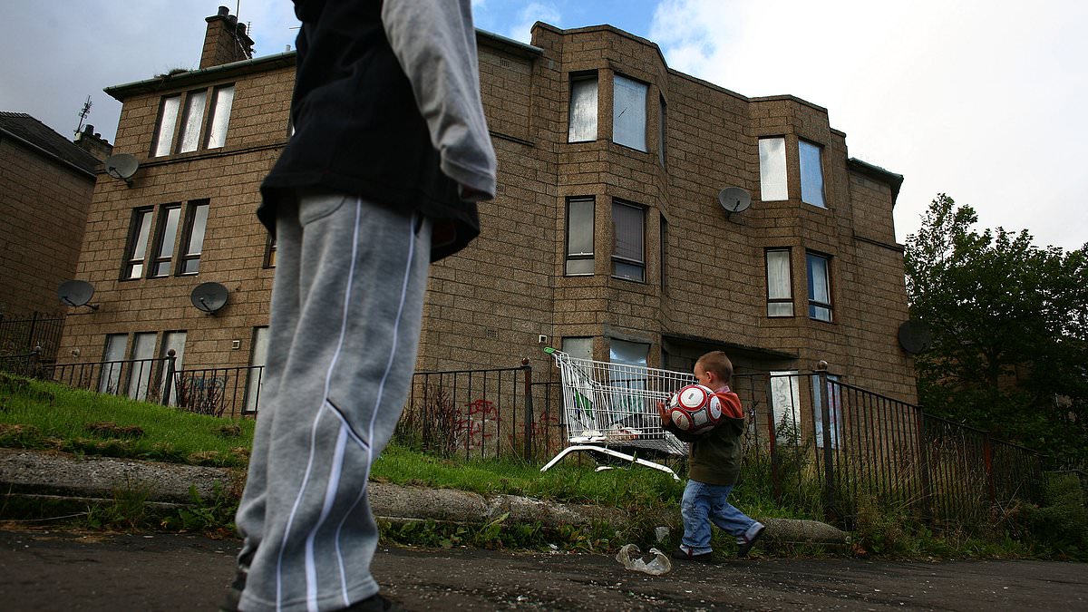 Almost 150,000 children living in jobless households this Christmas