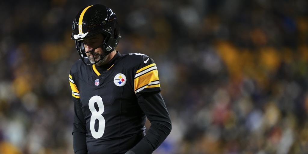 The Aaron Rodgers experiment is starting to fall apart