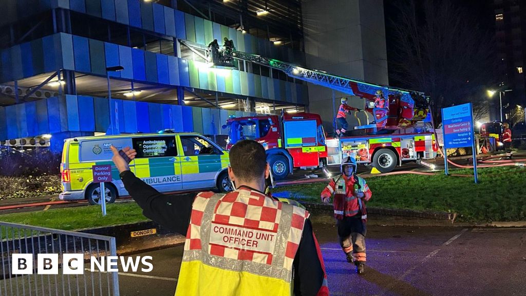 Addenbrooke's Hospital car park remains closed after fire