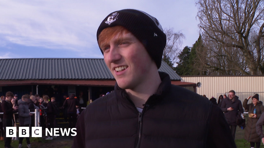 Angry Ginge returns to Yanited after I'm a Celebrity win