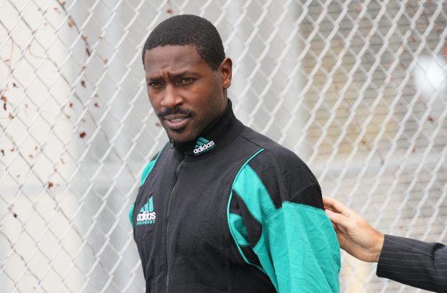 Antonio Brown wants attempted murder charge dropped under Stand Your Ground law