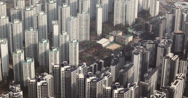 Apartment Move-In Outlook Drops 4.3 Points