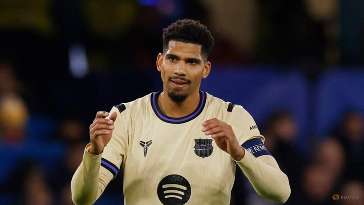 Araujo granted indefinite leave of absence by Barca, reports say