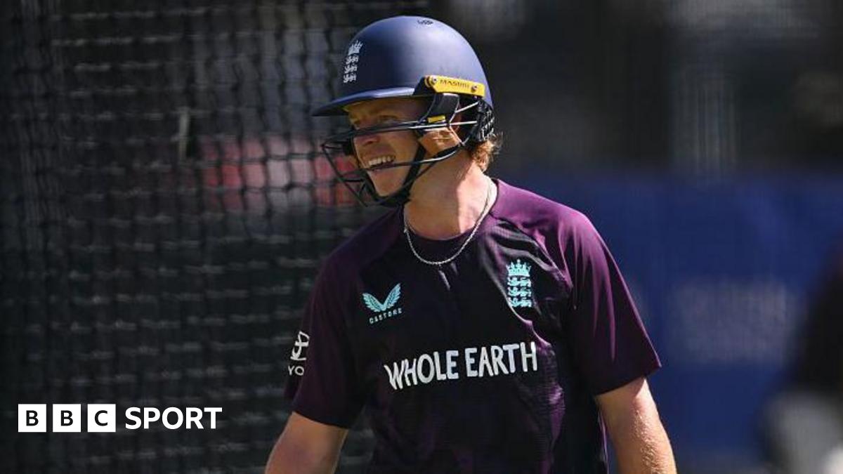 The Ashes: Ollie Pope tells England team-mates to wear helmets on scooters