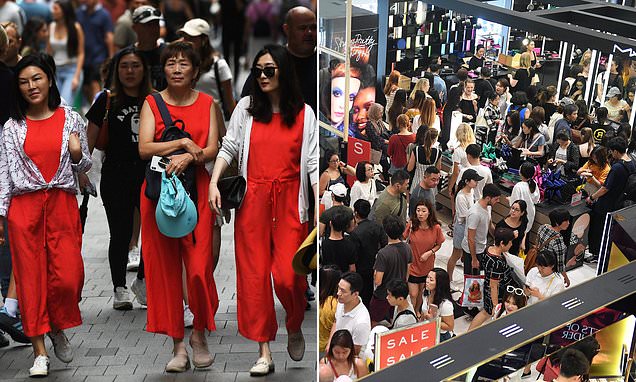 The insane amount Aussies will spend in the Boxing Day sales this year