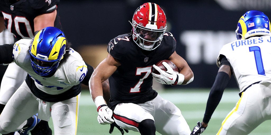 Bijan Robinson's 93-yard touchdown run stuns Rams as Falcons star leads way to upset win