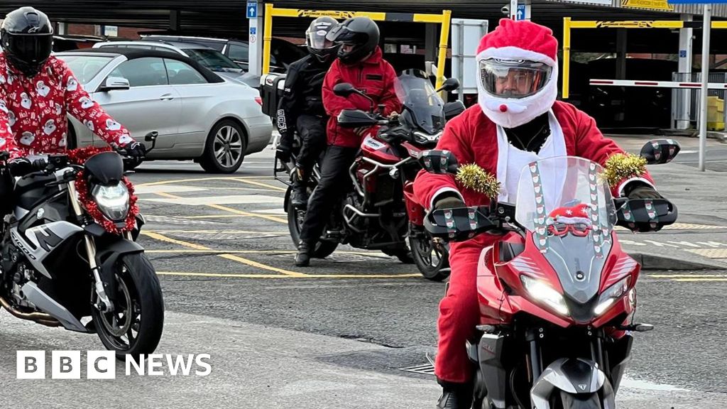 100 bikers deliver Christmas gifts to kids in Scunthorpe Hospital