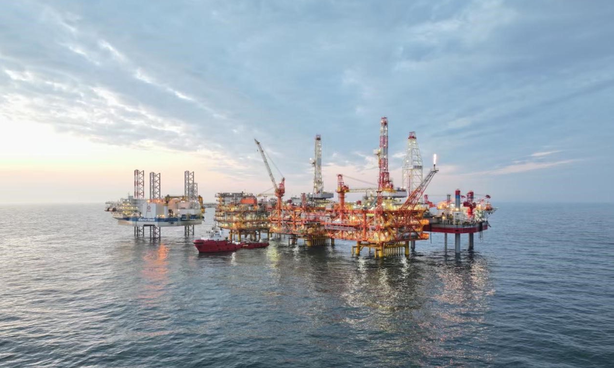 China's largest offshore oil production base, Bohai Oilfield, sees 2025 output exceed 40 million tons