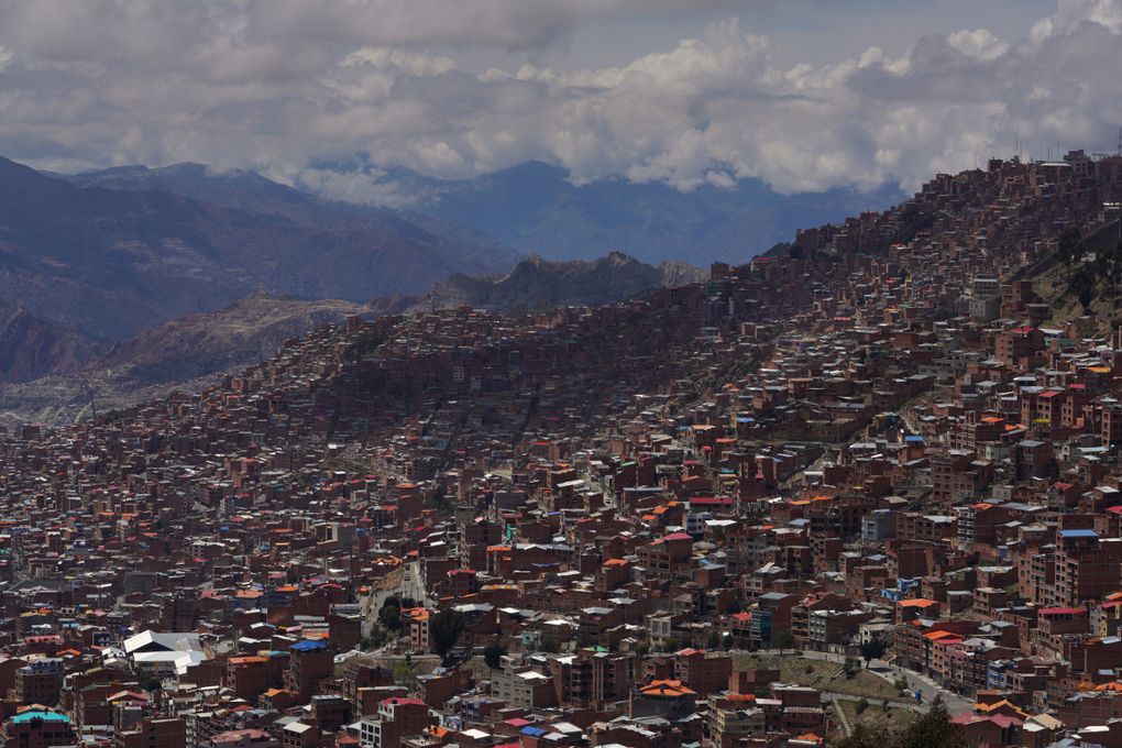 Bolivia eases visa requirements for US and Israeli travelers