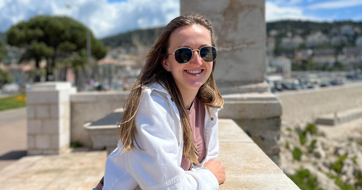'My stay at the £48 bathroom hotel where all staff wear pyjamas left me stunned' - The Mirror