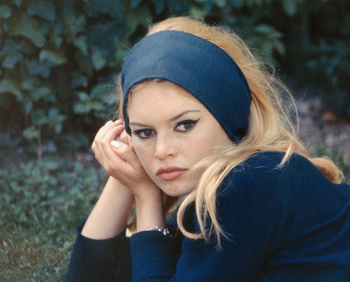Brigitte Bardot, Sex Symbol Turned Animal Activist, Dies at 91
