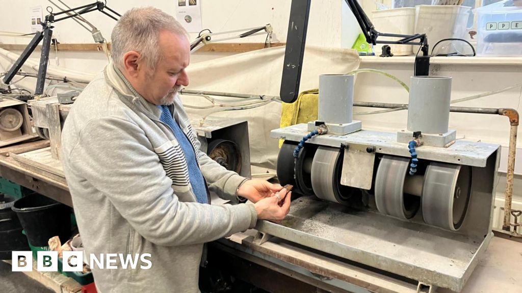 Fight to save workshop that transforms stones into gems