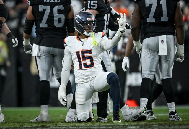 Broncos defense closing on NFL's sack record, but still not pleased with performance late vs. Raiders