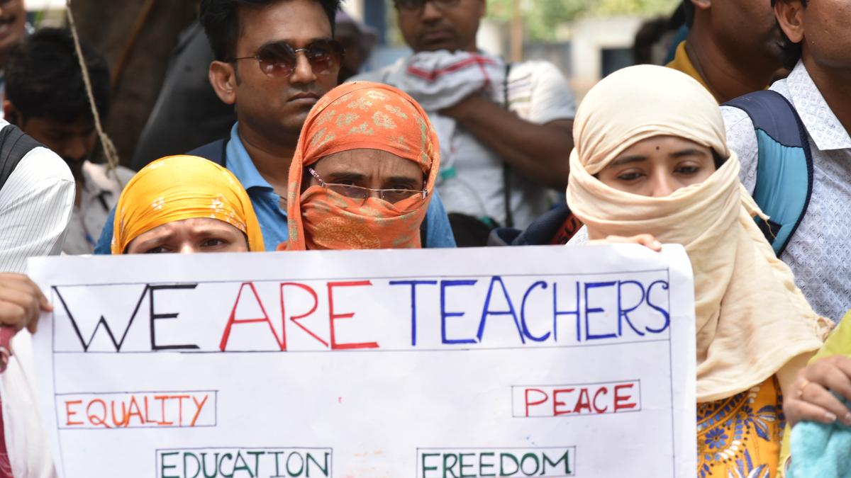 Calcutta HC's Division Bench sets aside order terminating appointment of 32,000 primary teachers