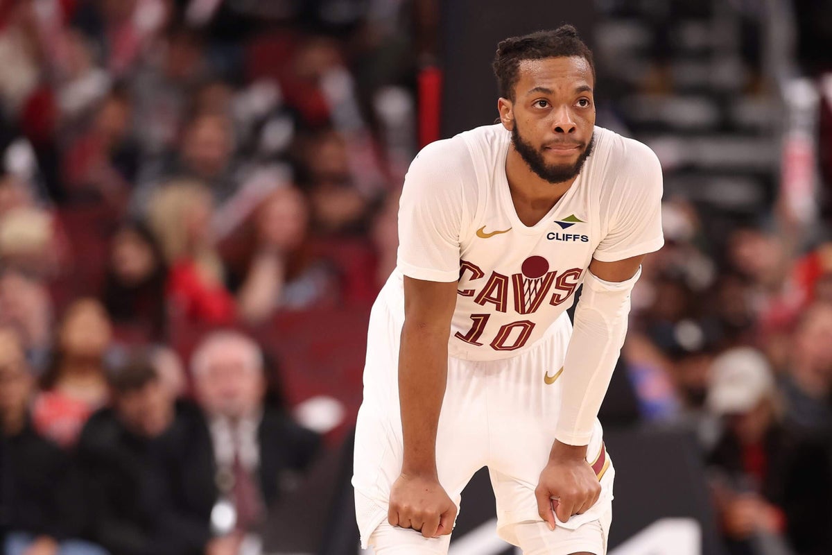 The Bounce: What happened to the Cavs? Plus, Giannis speaks!
