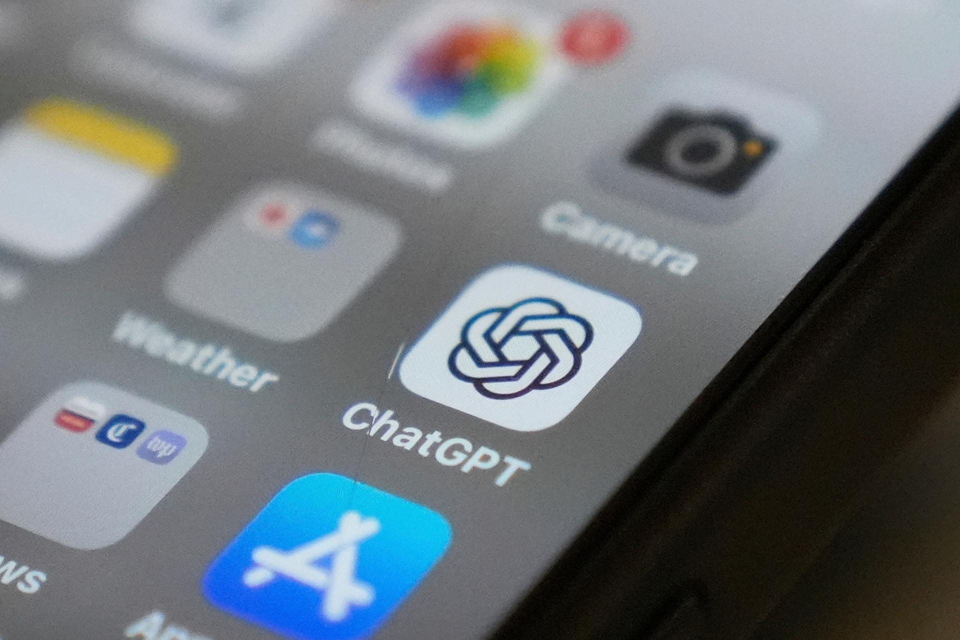 ChatGPT logs biggest user growth rate among smartphone apps in Korea in 2025 - The Korea Times
