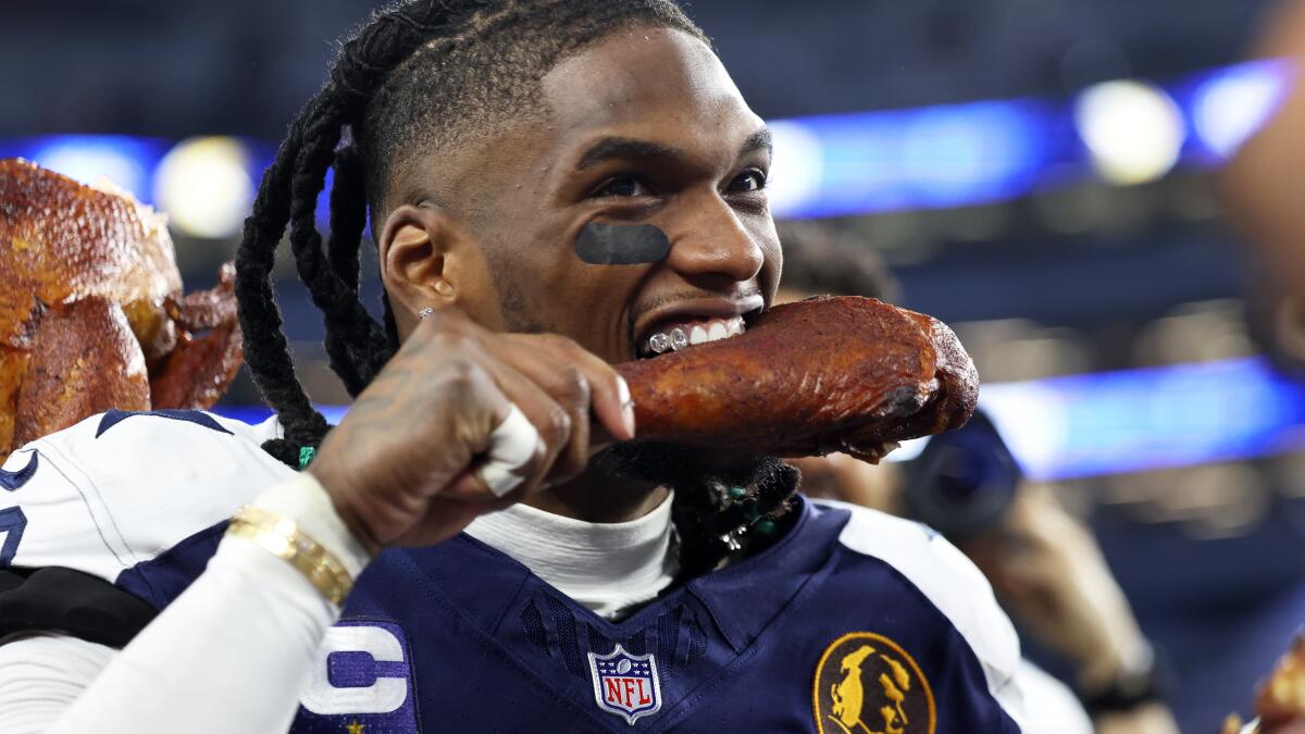 Chiefs-Cowboys set NFL regular season game viewing record on Thanksgiving