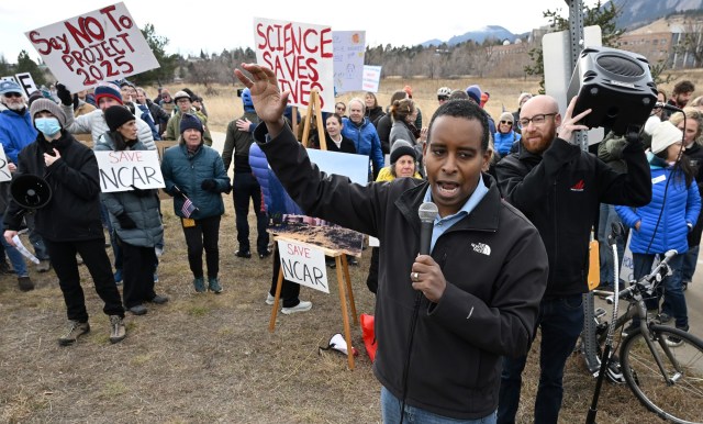 Colorado leaders mobilize bipartisan congressional coalition to protect NCAR