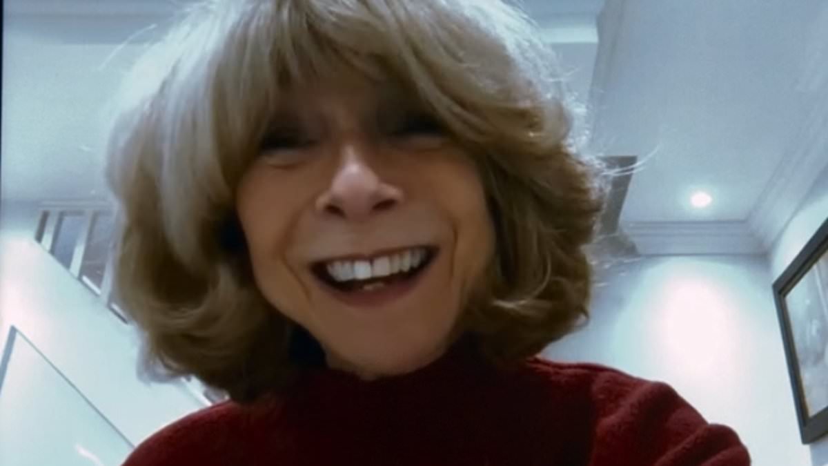 Coronation Street legend Gail Platt returns in emotional scenes