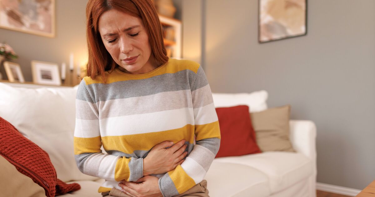 Doctor issues warning over eating certain fruits like apples and strawberries