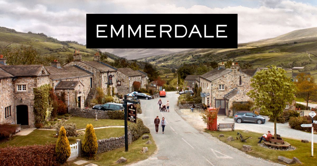 Emmerdale star lost her 'sense of identity' after soap axe in sad scenes - The Mirror