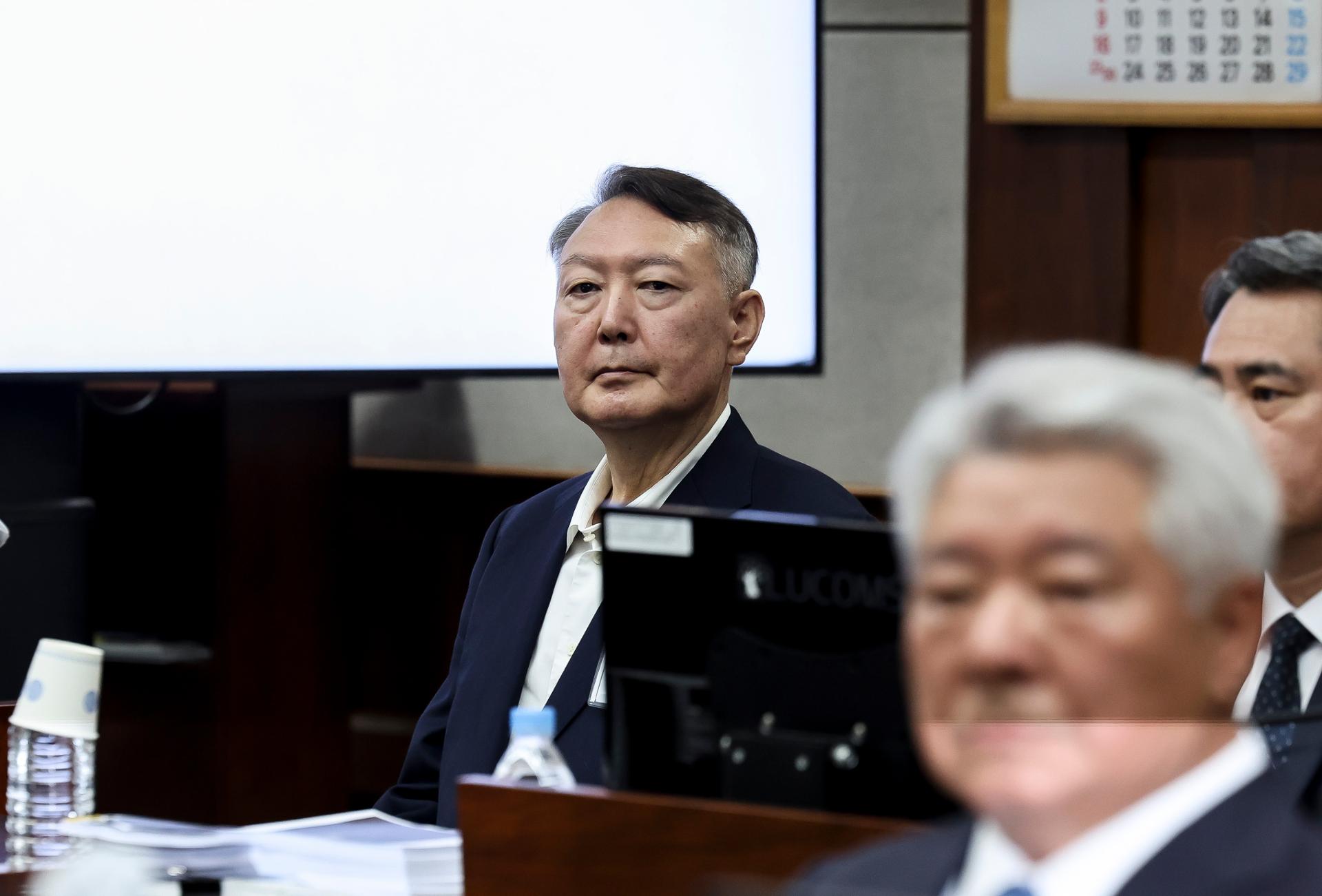 Ex-President Yoon appears before special counsel team over his wife's bribery charges - The Korea Times