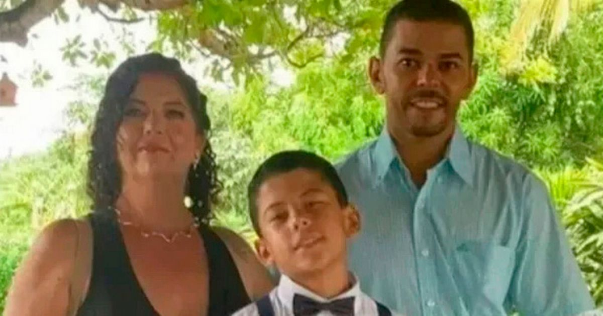 Five members of the same family including two children killed in Christmas Eve car crash - The Mirror
