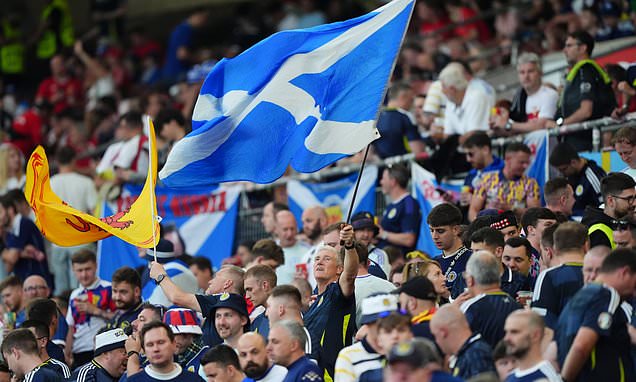 Fans urge FIFA to rethink 'extortionate' World Cup ticket prices