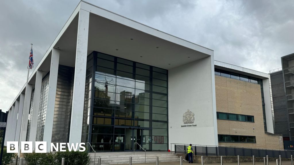 Father cleared in cyclist death crash near Ipswich