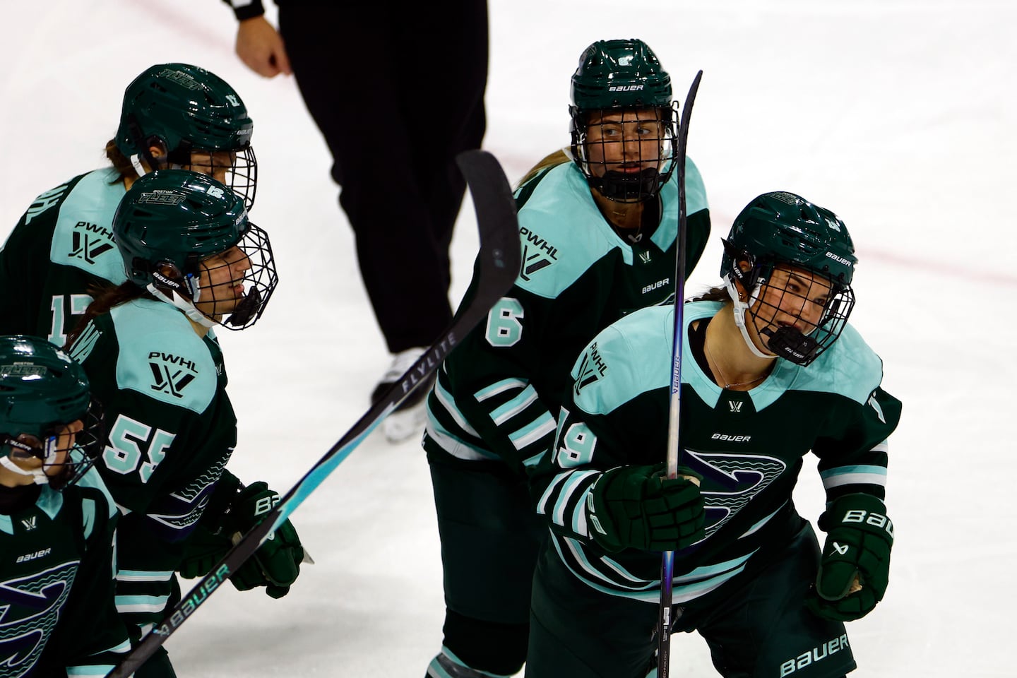 Fleet remain unbeaten with third win of season in shutout of PWHL expansion Vancouver - The Boston Globe