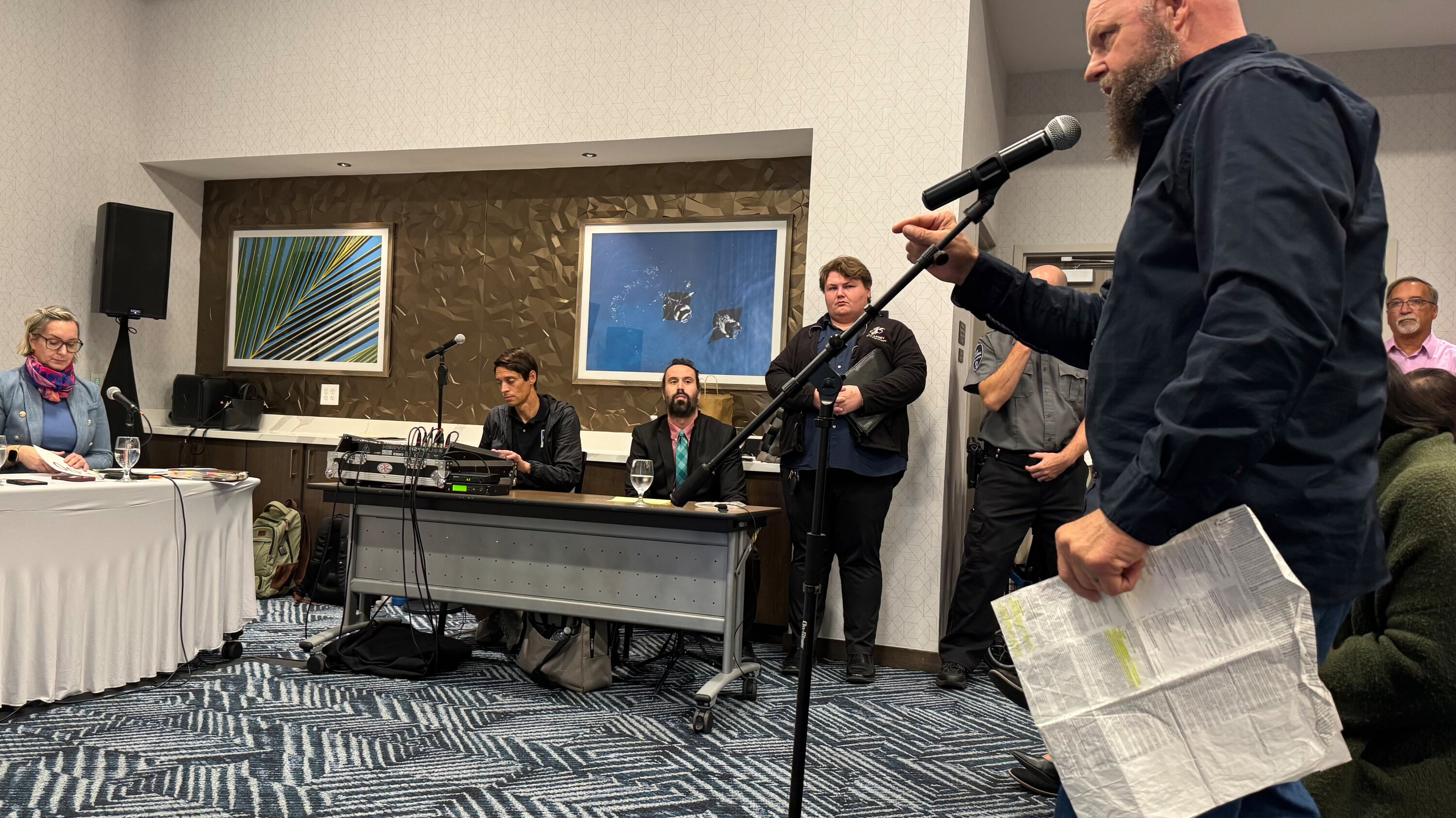 Florida Hearing on Ending School Vaccine Mandates Draws Fervent Crowd