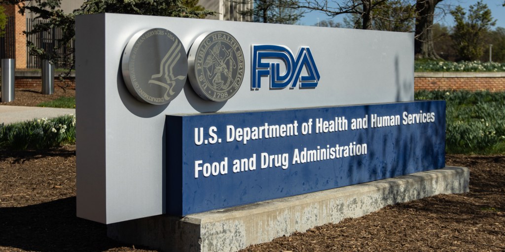 A dozen former FDA leaders lambast claims by current FDA vaccine chief