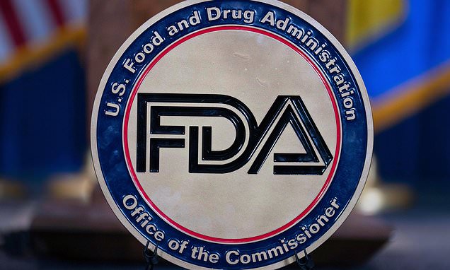 A dozen former FDA leaders lambast claims by current FDA vaccine chief
