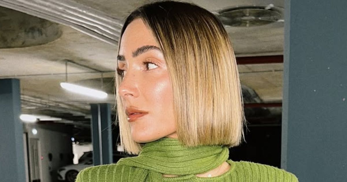 Frankie Bridge's go-to LED face mask is a 'game changer' for rosacea and acne - The Mirror