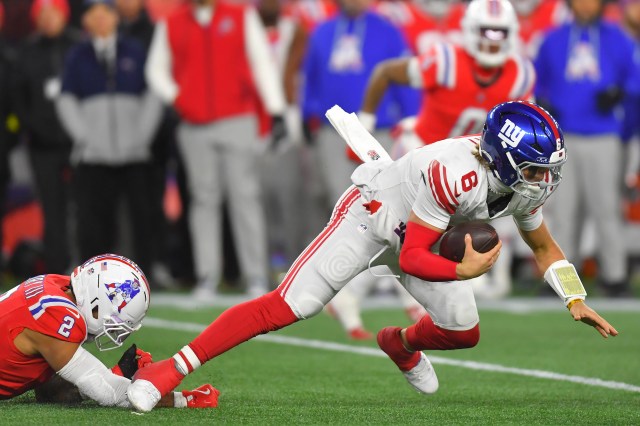 Giants interim OC Tim Kelly: Jaxson Dart has 'got to get out of bounds'