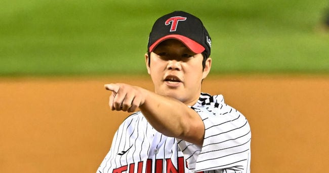 Ham Deok-ju Signs 3+1-Year Opt-Out Contract with LG Twins