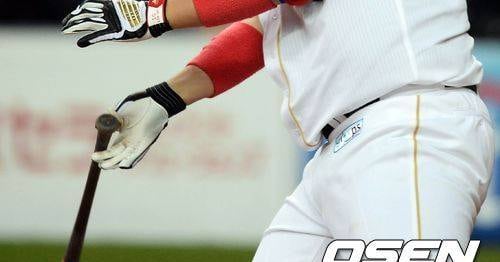 Hanada's Pro Dream Rooted in Lee Dae-ho's Homer