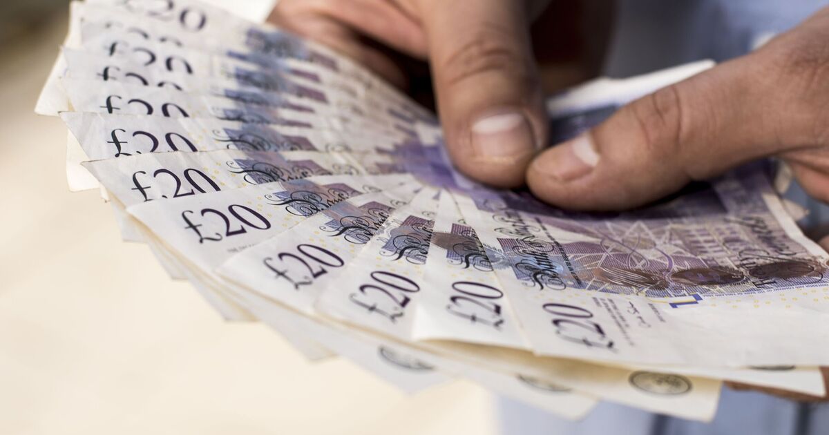 HMRC urges households to claim Christmas boost 'worth £2,242'