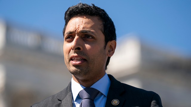 House Democrat: DOJ 'absolutely' violated law with limited Epstein files release