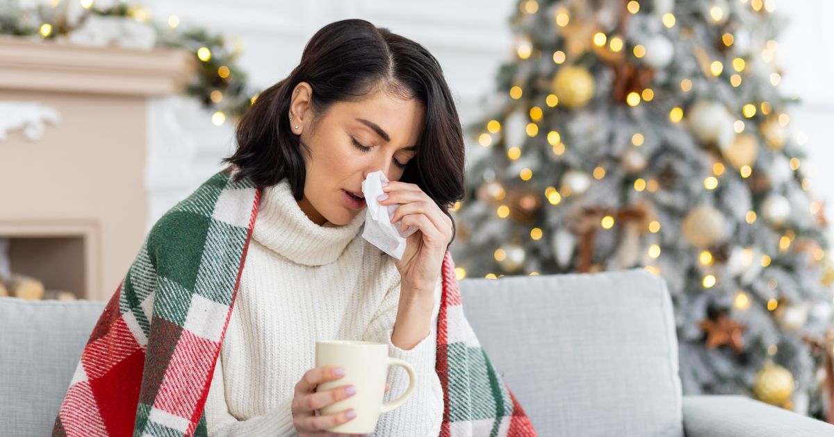 Six immune-boosting foods to eat when you're ill - from yoghurt to garlic and chocolate - The Mirror