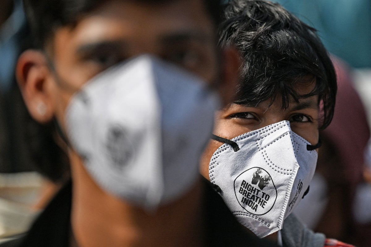India's opposition lawmakers demand Delhi air crisis be declared 'national emergency'