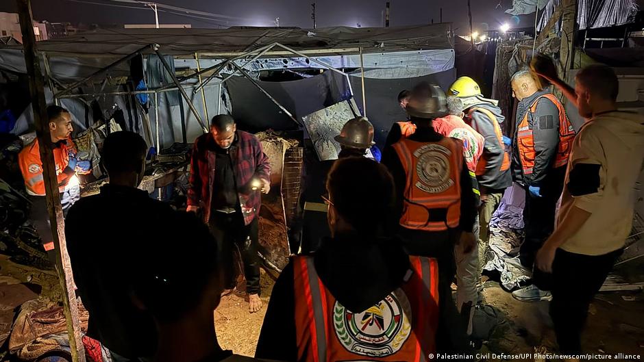 Middle East: Israel launches retaliatory strike in Gaza