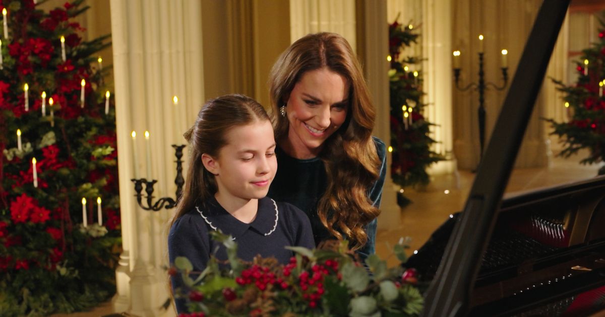 ITV viewers share same complaint over Royal Christmas Carols - The Mirror