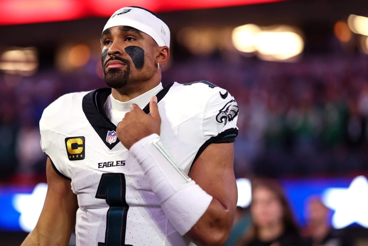 Eagles QB Jalen Hurts points finger at himself: 'I didn't play well enough'