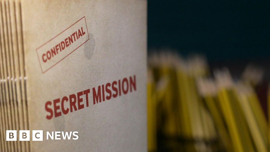 'This is how James Bond would operate' says Imperial War Museum